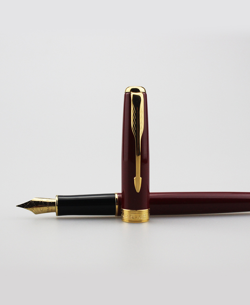 Mua Parker Sonnet Ballpoint Pen Matte Black Lacquer with Gold Trim Medium  Point Black Ink Gift Box trên Amazon Mỹ chính hãng 2023 | Giaonhan247